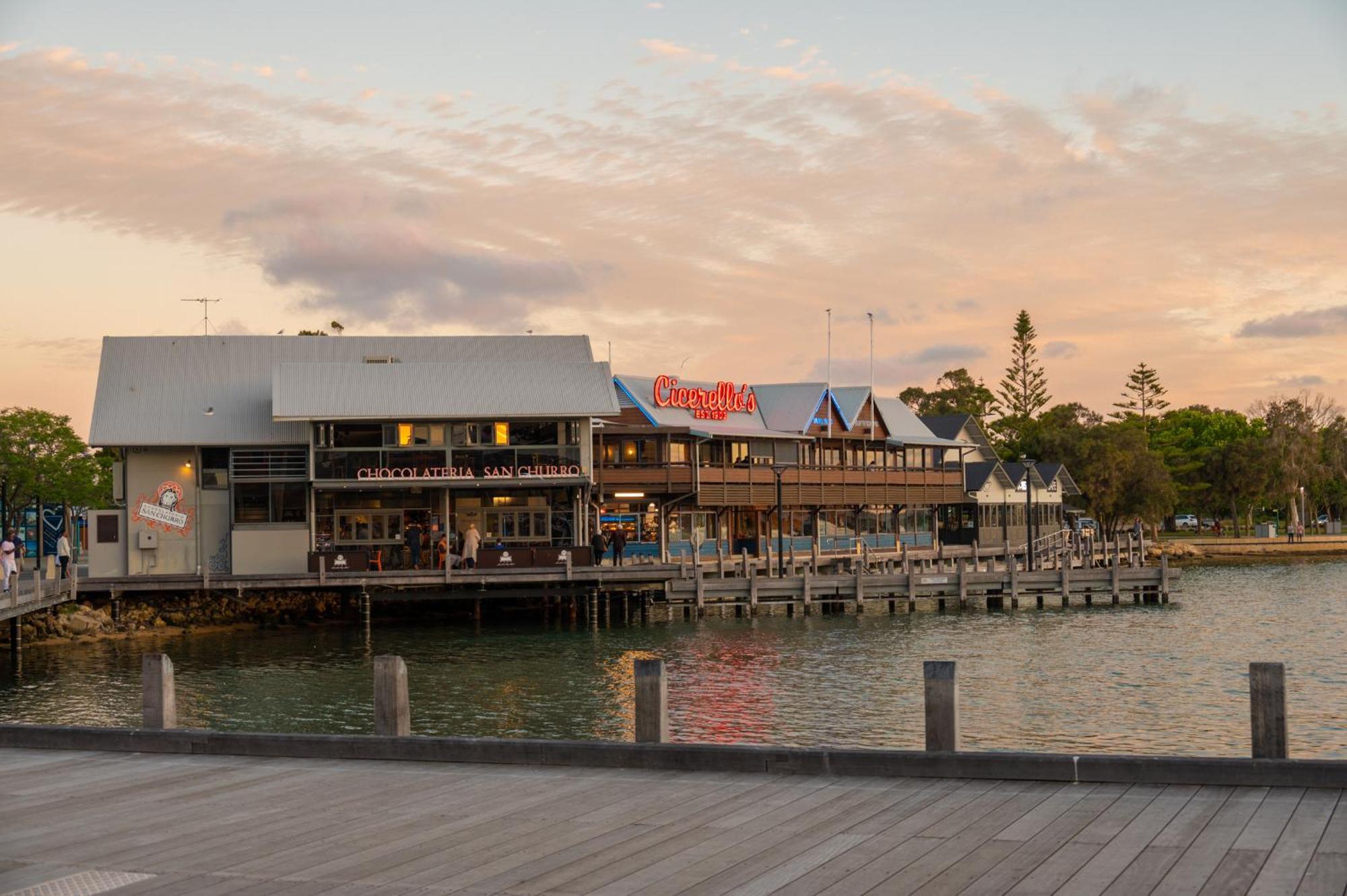 Seadream Studios At Mandurah Gate Resort Exterior photo
