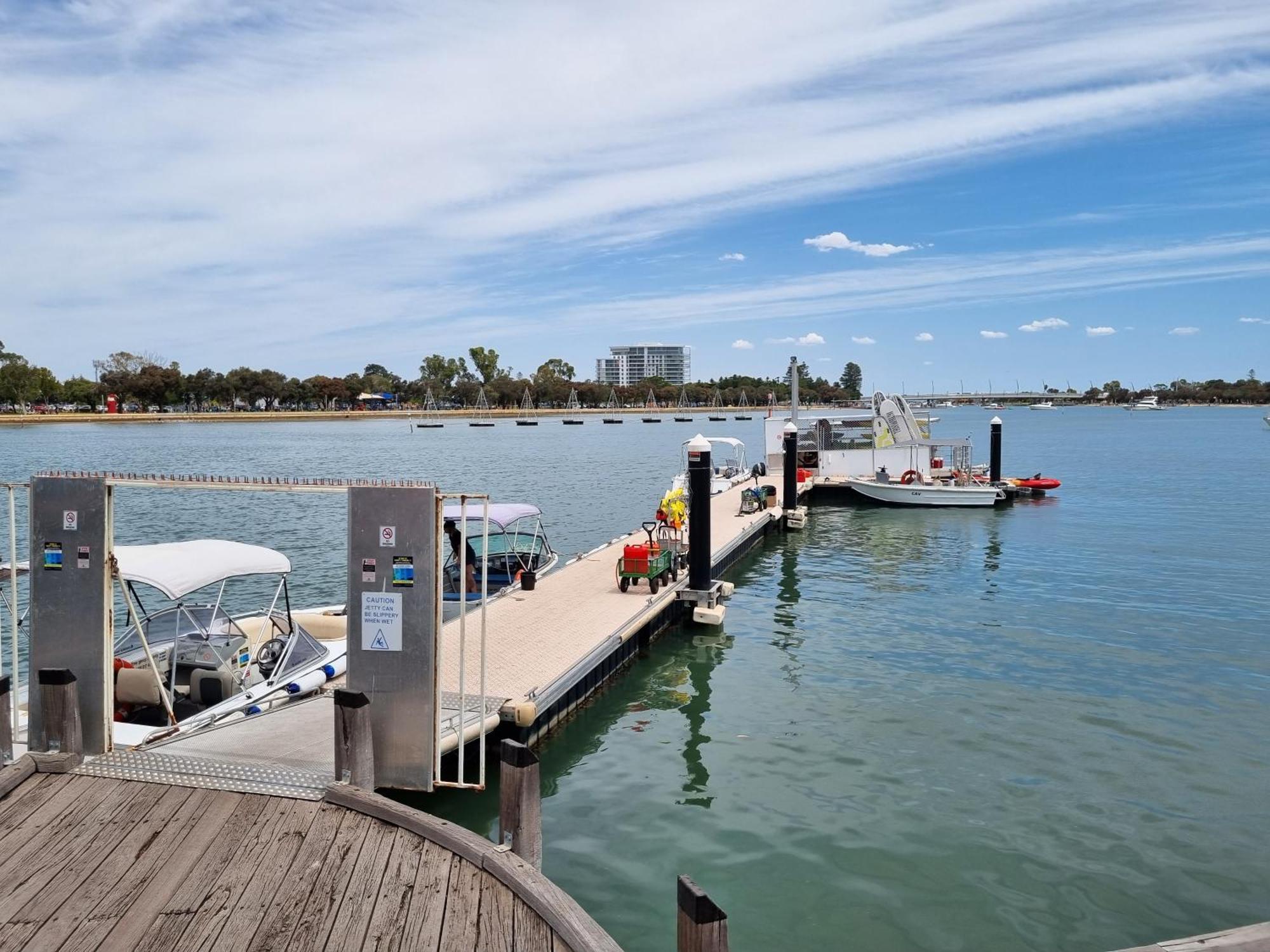 Seadream Studios At Mandurah Gate Resort Exterior photo